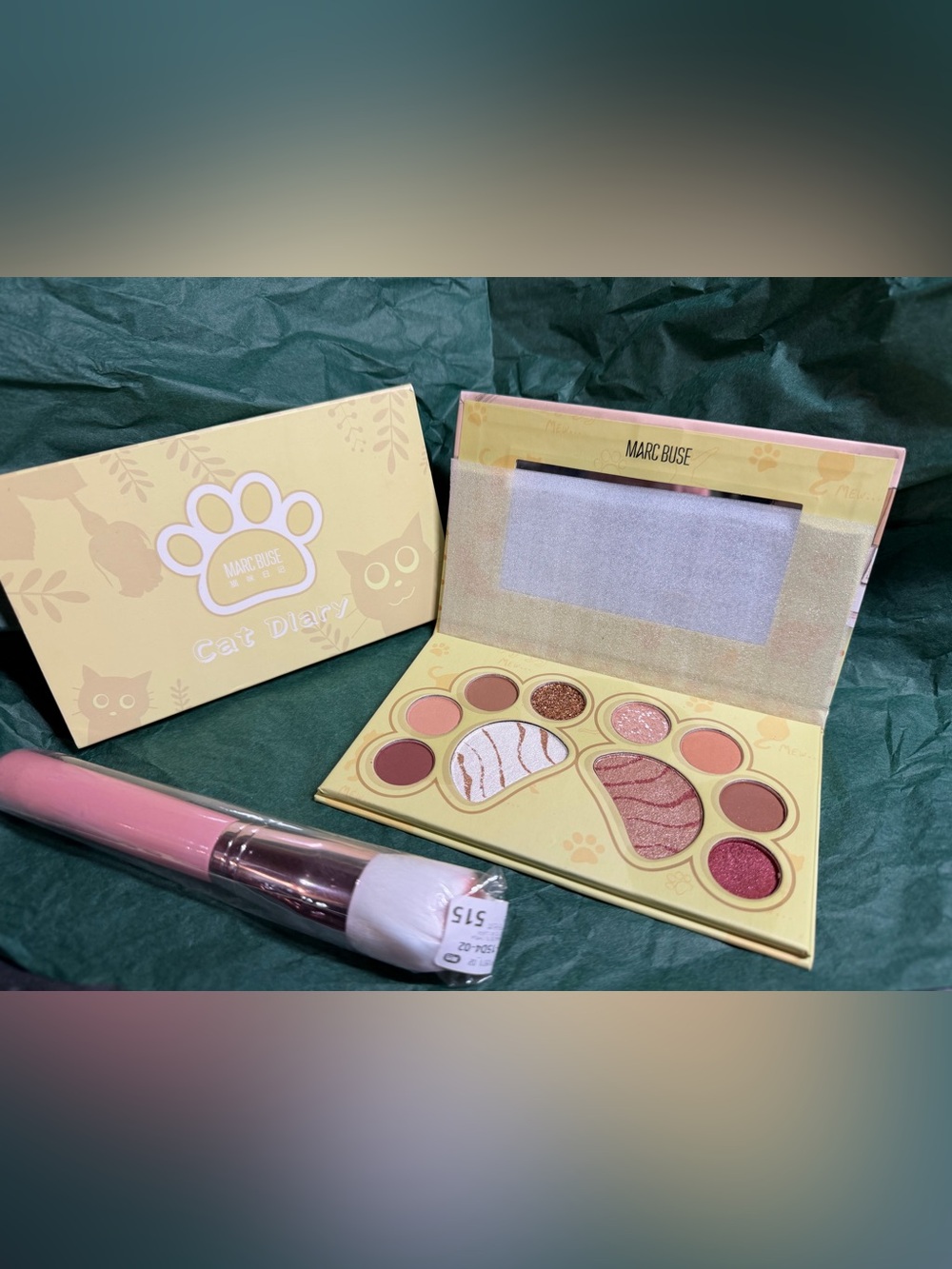 Cat Diary Eyeshadow Palette with Kitty Paw Makeup Brush